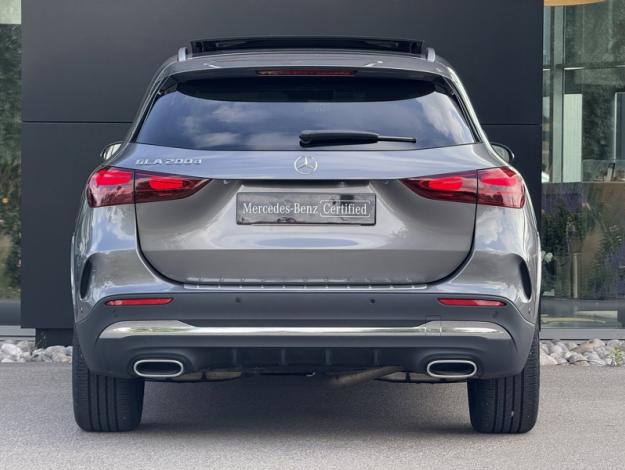 MERCEDES-BENZ GLA 200 d AMG Line  