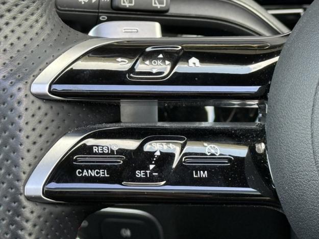 MERCEDES-BENZ GLA 200 d AMG Line  