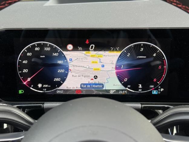 MERCEDES-BENZ GLA 200 d AMG Line  