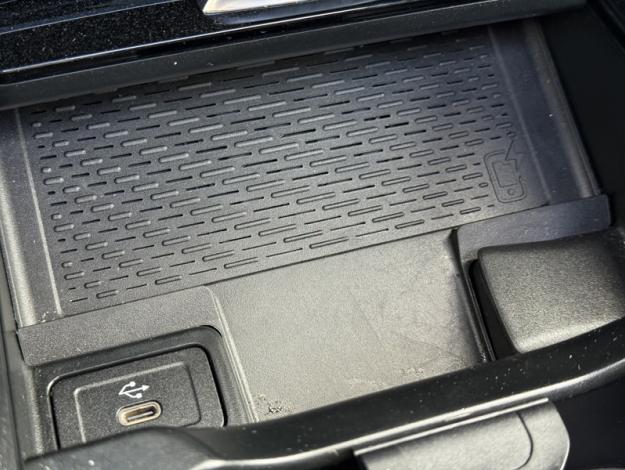 MERCEDES-BENZ GLA 200 d AMG Line  