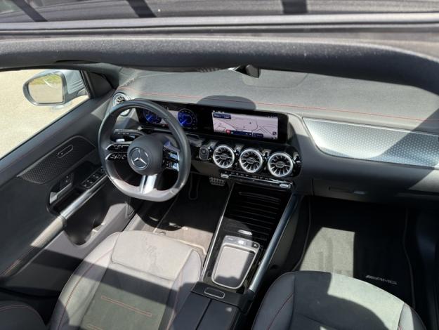 MERCEDES-BENZ EQA 250+ AMG Line  