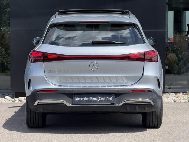 MERCEDES-BENZ EQA 250+ AMG Line  