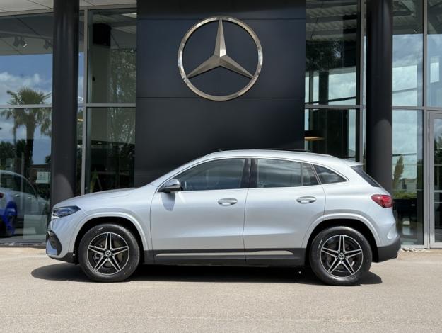 MERCEDES-BENZ EQA 250+ AMG Line  