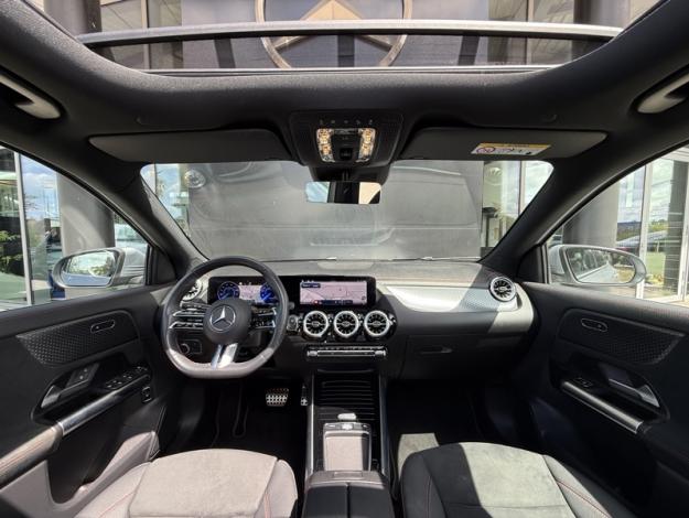 MERCEDES-BENZ EQA 250+ AMG Line  