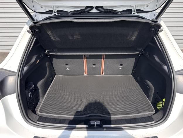 MERCEDES-BENZ GLA 200 d AMG Line  GLA 200 d AMG Line