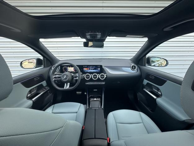 MERCEDES-BENZ GLA 200 d AMG Line  GLA 200 d AMG Line