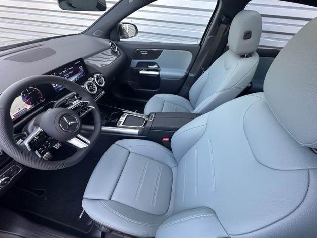 MERCEDES-BENZ GLA 200 d AMG Line  GLA 200 d AMG Line