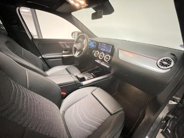 MERCEDES-BENZ GLA 200 Progressive Line  