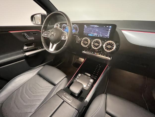 MERCEDES-BENZ GLA 200 Progressive Line  