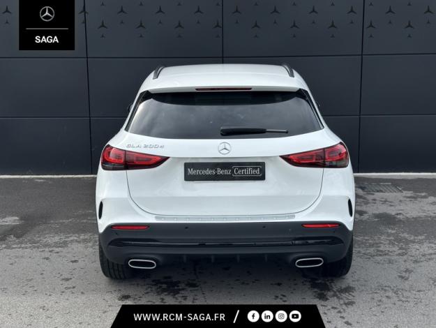 MERCEDES-BENZ GLA 200 d AMG Line  