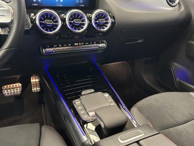 MERCEDES-BENZ EQA 250 AMG Pack Night Edition  