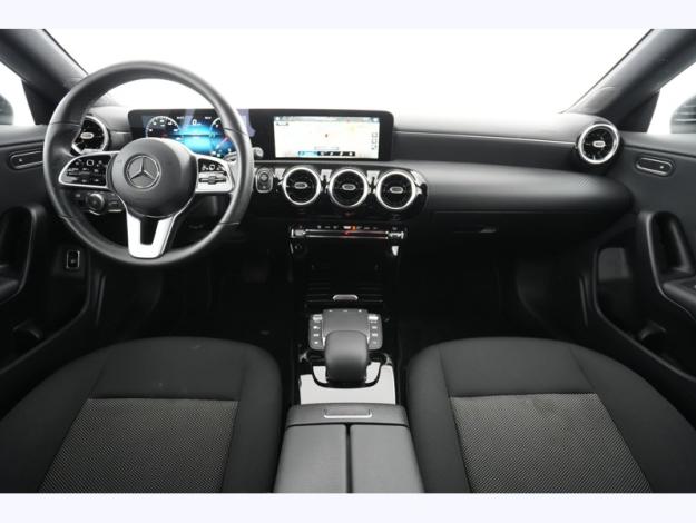 MERCEDES-BENZ CLA-Klasse CLA 200 d Shooting Brake 'Business Solution'