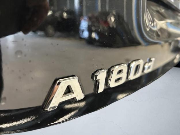 MERCEDES-BENZ A 180 d Business Solution  