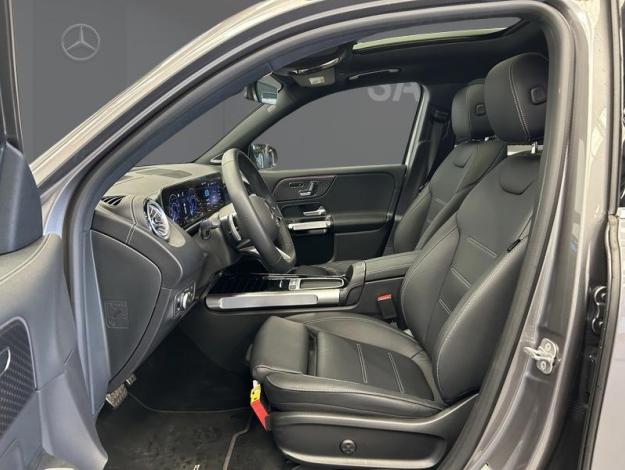 MERCEDES-BENZ EQB 250 + AMG Toit Panoramique  