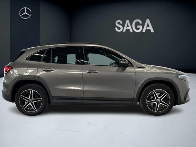 MERCEDES-BENZ EQA 250 AMG Line Pano PREMIUM PLUS  