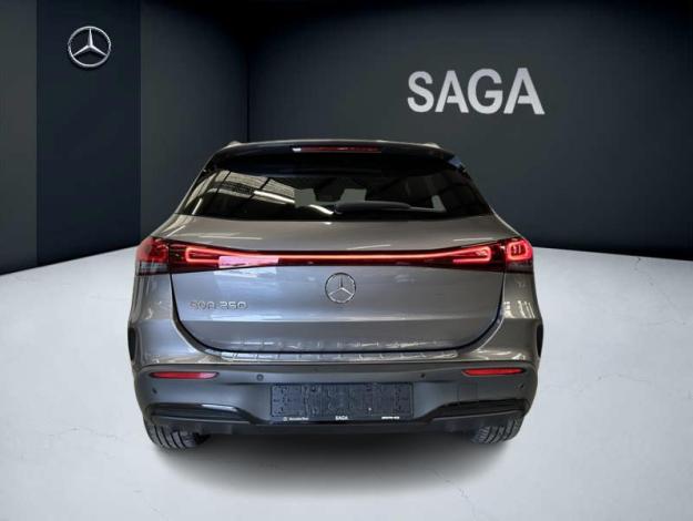 MERCEDES-BENZ EQA 250 AMG Line Pano PREMIUM PLUS  