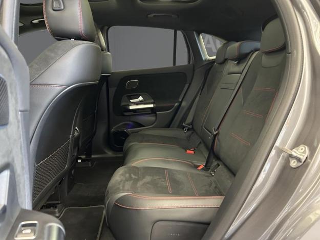 MERCEDES-BENZ EQA 250 AMG Line Pano PREMIUM PLUS  