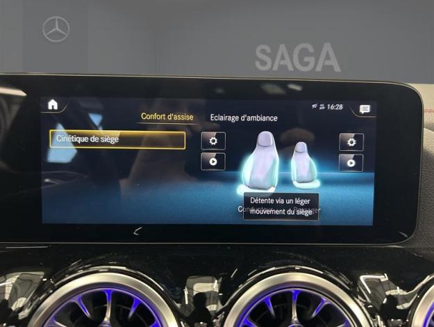MERCEDES-BENZ EQA 250 AMG Line Pano PREMIUM PLUS  