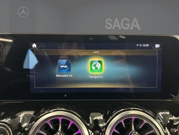 MERCEDES-BENZ EQA 250 AMG Line Pano PREMIUM PLUS  