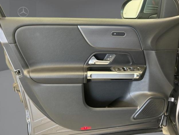 MERCEDES-BENZ GLB-Klasse GLB 180 d Business Solution