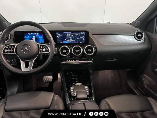 MERCEDES-BENZ GLA 200 Progressive Line  