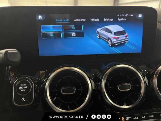 MERCEDES-BENZ GLA 200 Progressive Line  