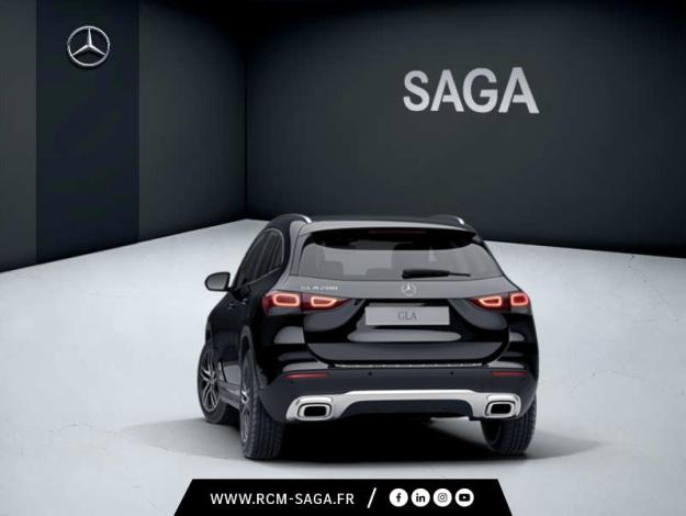 MERCEDES-BENZ GLA 200 Progressive Line  