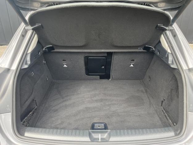 MERCEDES-BENZ GLA 200 d Sensation  