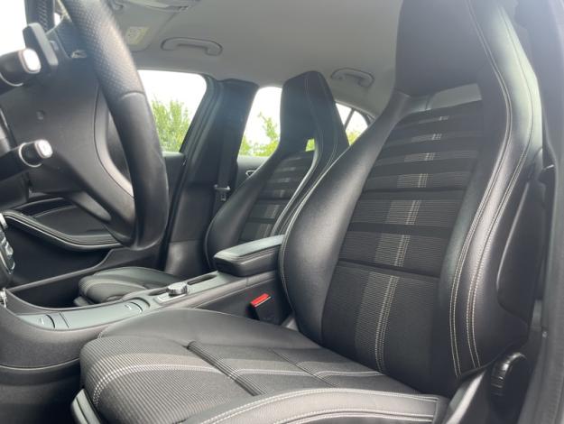 MERCEDES-BENZ GLA 200 d Sensation  
