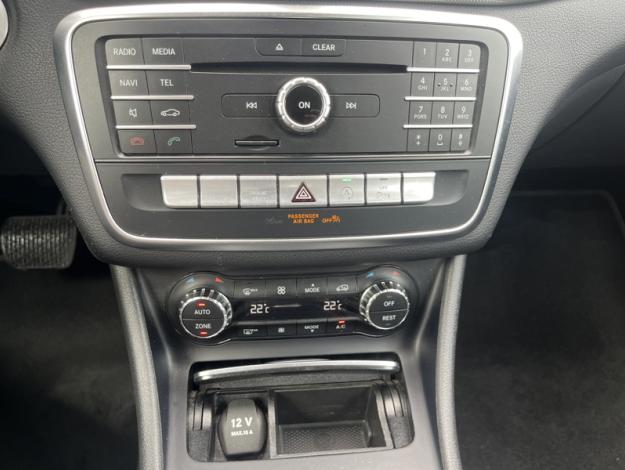 MERCEDES-BENZ GLA 200 d Sensation  