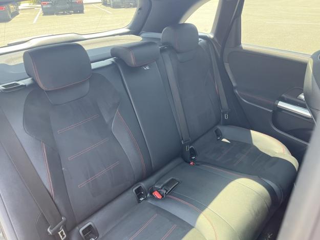 MERCEDES-BENZ Classe B 250 e Hybrid EQ AMG Line  