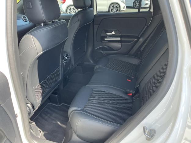 MERCEDES-BENZ GLA 200 Progressive Line  GLA 200 Progressive Line