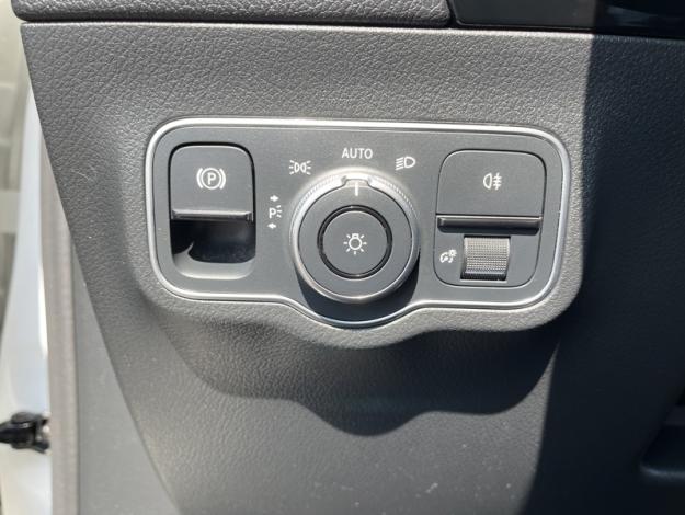 MERCEDES-BENZ GLA 200 Progressive Line  GLA 200 Progressive Line