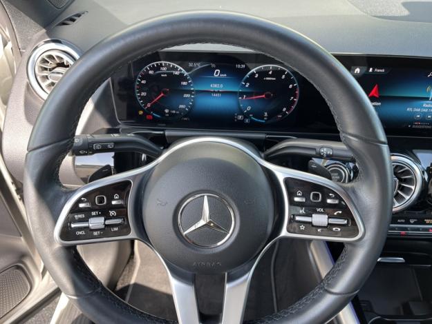 MERCEDES-BENZ GLA 200 Progressive Line  GLA 200 Progressive Line