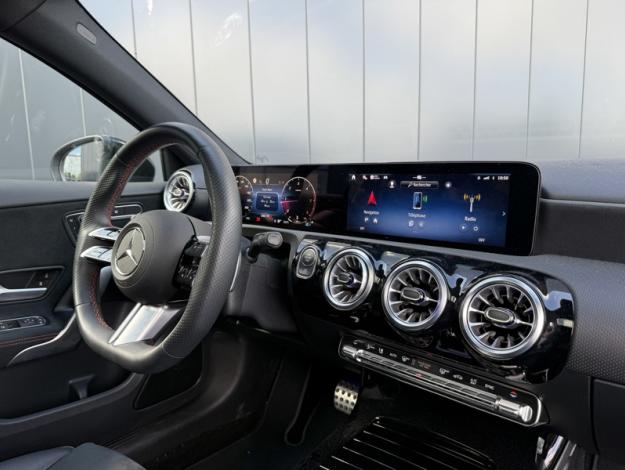 MERCEDES-BENZ Classe A 200 d AMG Line  