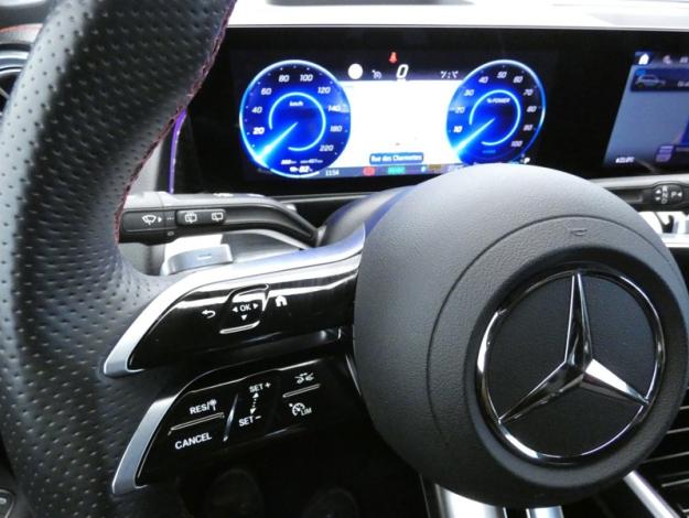 MERCEDES-BENZ EQB 250+ AMG Line  