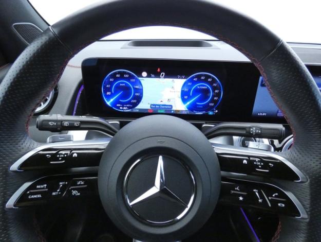 MERCEDES-BENZ EQB 250+ AMG Line  