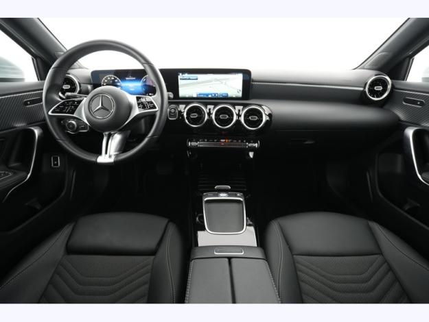 MERCEDES-BENZ A-Klasse A 250 e Luxury Line