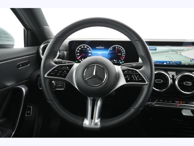 MERCEDES-BENZ A-Klasse A 250 e Luxury Line
