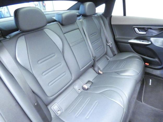 MERCEDES-BENZ EQE Berline Mercedes-AMG EQE 43 4MATIC  Classe EQE / 295 Mercedes-AMG EQE 43 4MATIC