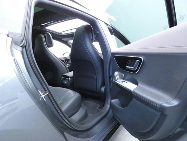 MERCEDES-BENZ EQE Berline Mercedes-AMG EQE 43 4MATIC  Classe EQE / 295 Mercedes-AMG EQE 43 4MATIC