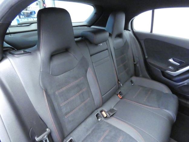 MERCEDES-BENZ Classe A 200 d AMG Line  