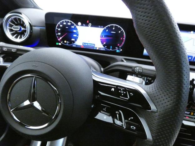 MERCEDES-BENZ Classe A 200 d AMG Line  
