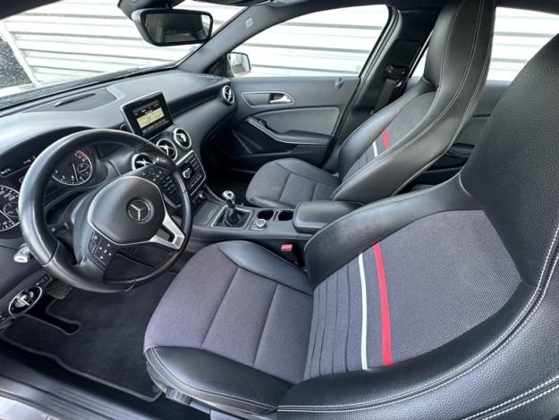 MERCEDES-BENZ Classe A A 180 Intuition  