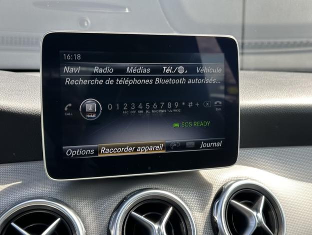 MERCEDES-BENZ GLA 200 d Sensation  