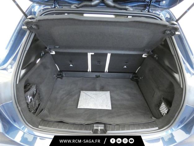 MERCEDES-BENZ GLA 200 Progressive Line  