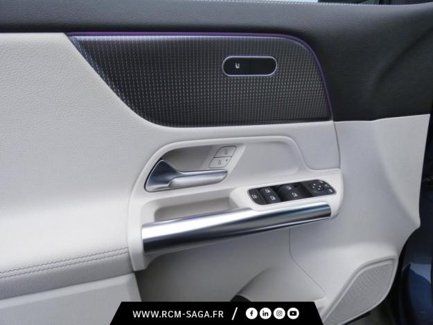 MERCEDES-BENZ GLA 200 Progressive Line  