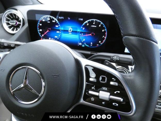 MERCEDES-BENZ GLA 200 Progressive Line  