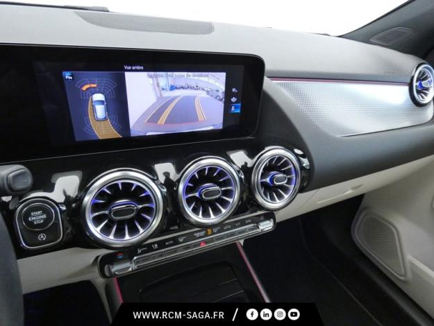 MERCEDES-BENZ GLA 200 Progressive Line  