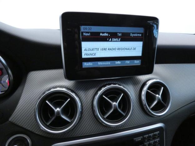 MERCEDES-BENZ GLA 200 d  